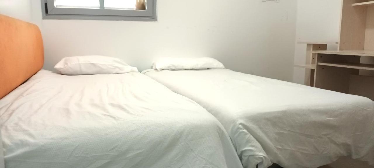 Beach Suite Israel- Private Jacuzzi Garden Suite & Gym, 3 Min Walk To Beach ביץ סוייט ישראל- ג'קוזי פרטי בגינה 3 דקות הליכה לים וחדר כושר Aşkelon Dış mekan fotoğraf